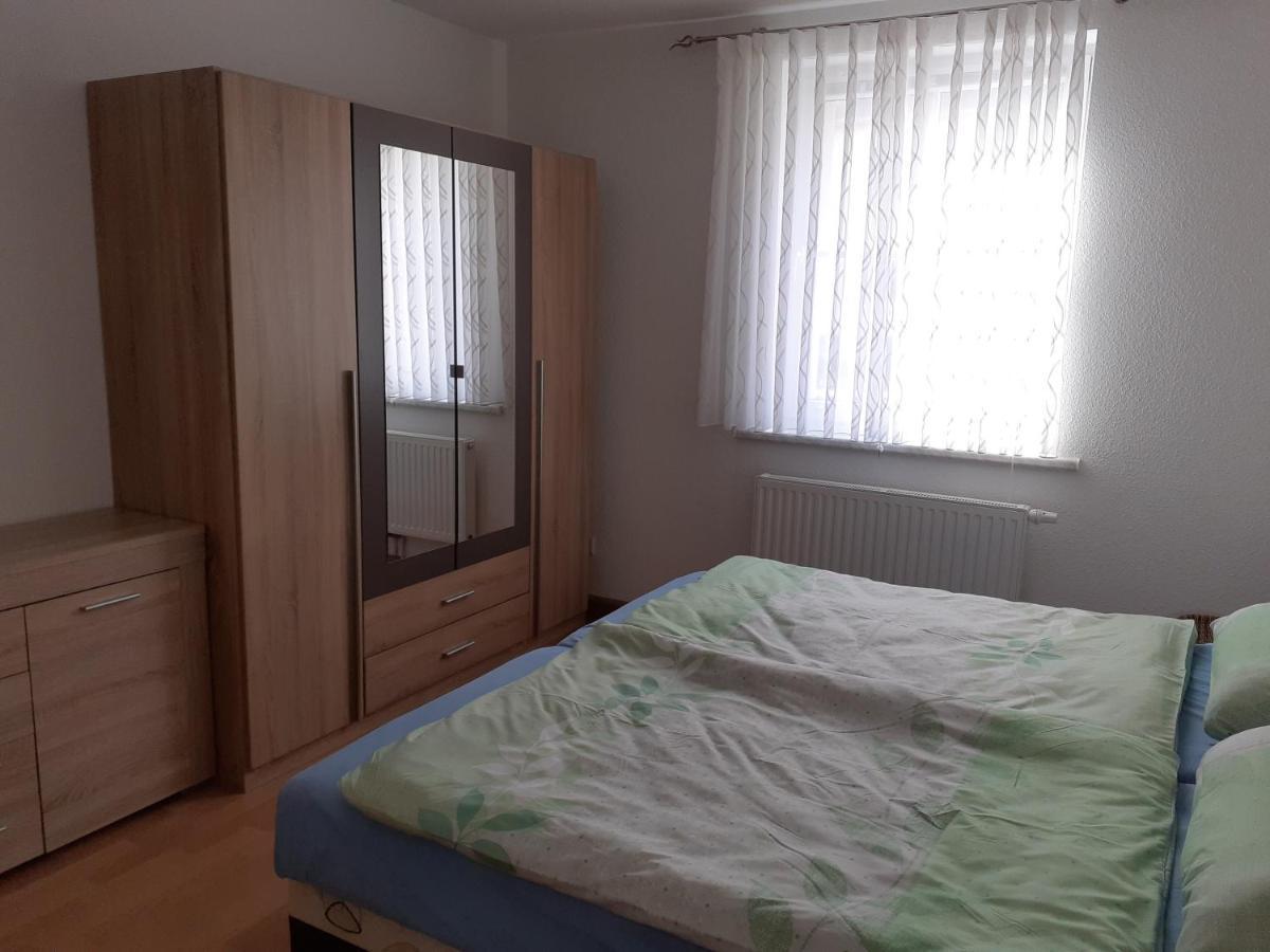 Oelsnitz  Ferienwohnung - August-Bebel-Str. 19 מראה חיצוני תמונה